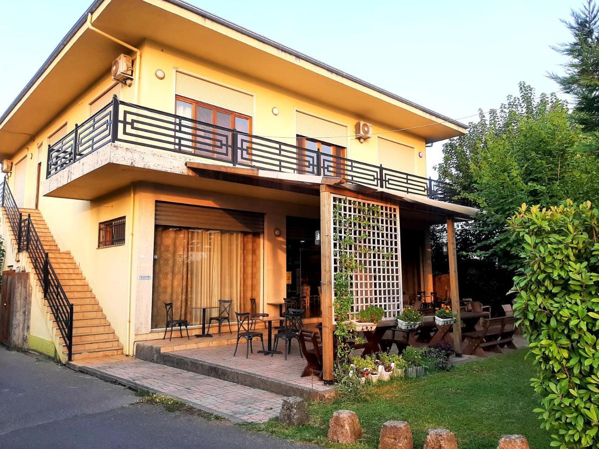 Hotel Vila Giorgio Shkodër Eksteriør bilde